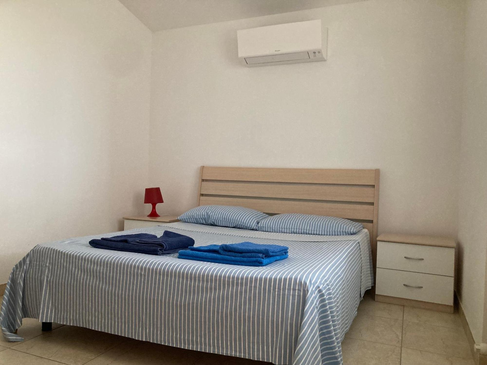 Immersa Tra Le Colline, Vicinissima Al Mare E Con Nuova Piscina Apartment